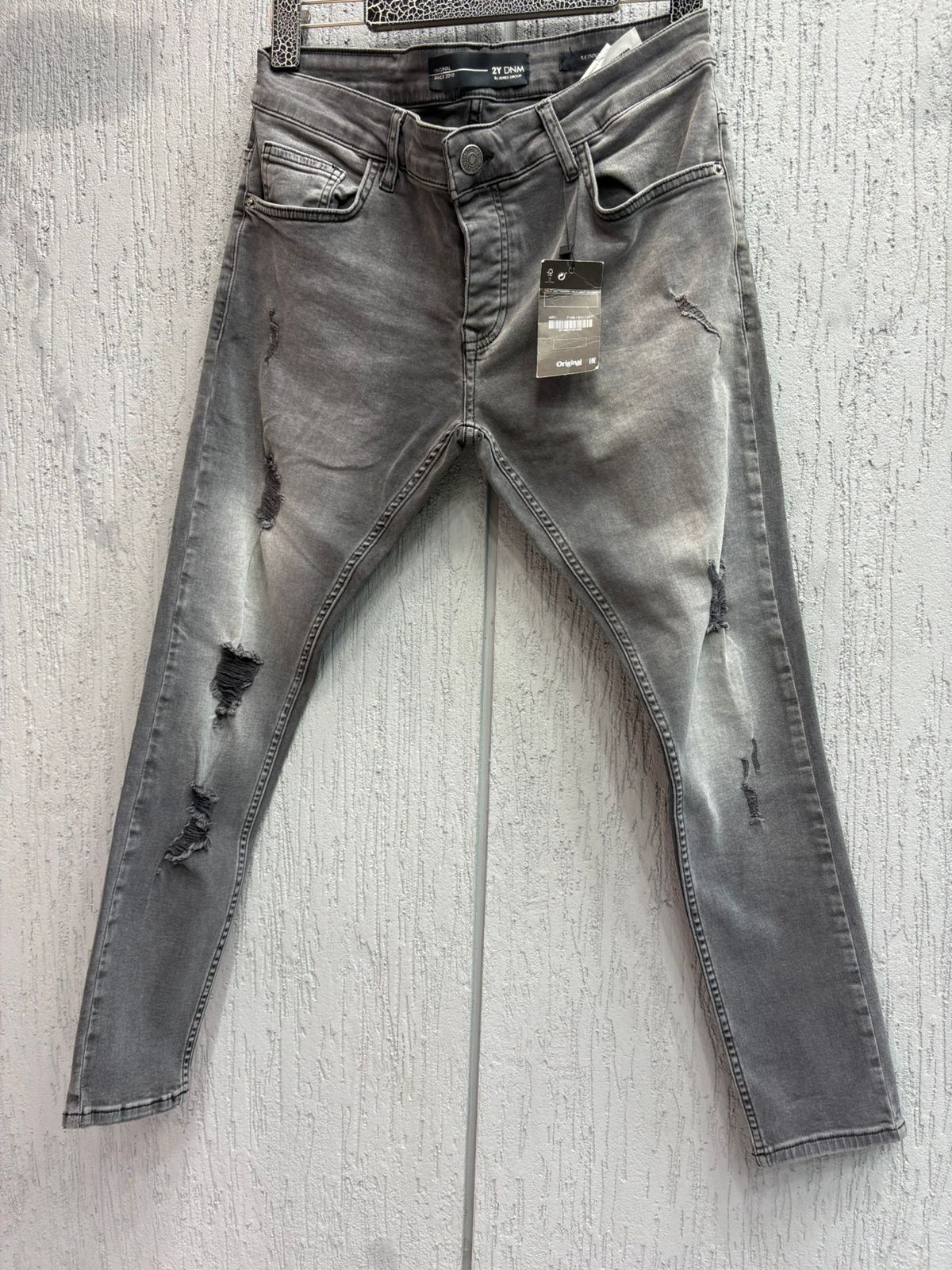 2Y Premium - Distressed Skinny Jeans | Vintage Charcoal Wash