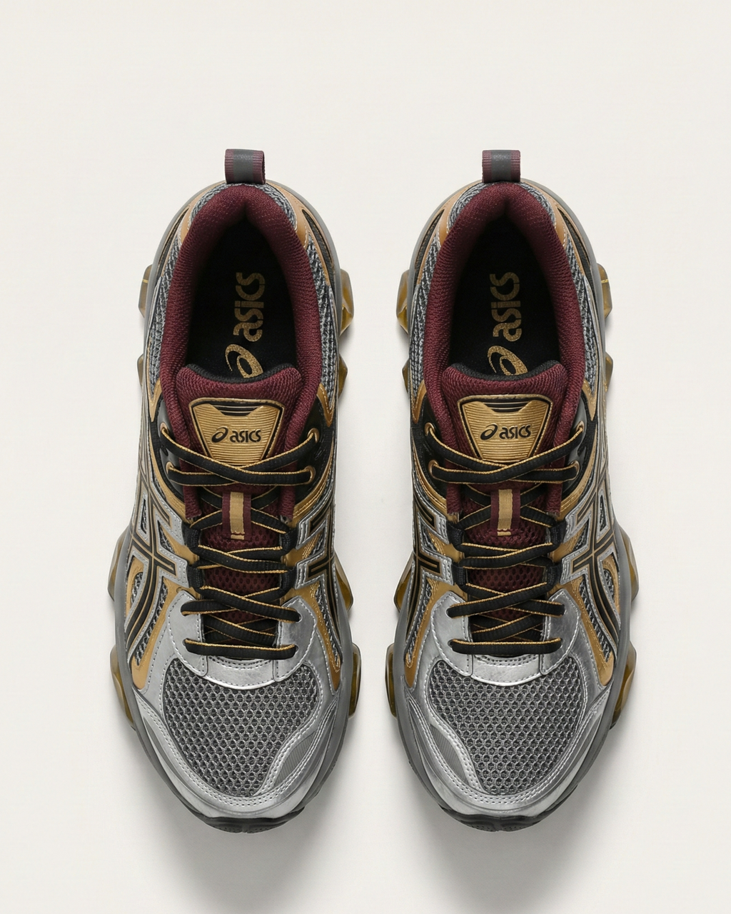 ASICS - Retro Tech Running Shoes - Silver/Gold