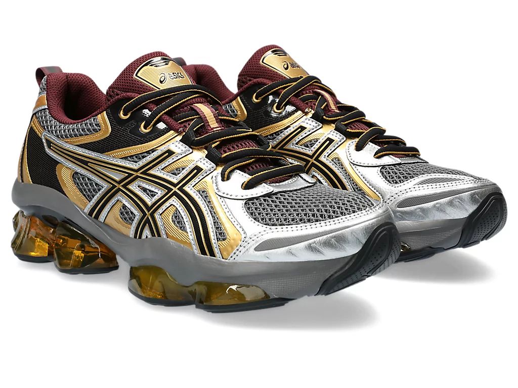 ASICS - Retro Tech Running Shoes - Silver/Gold