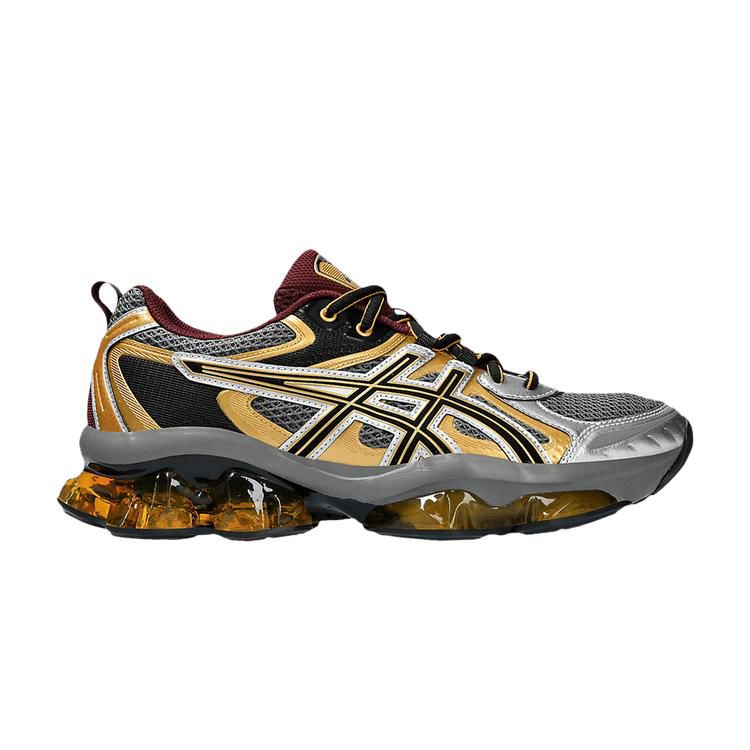 ASICS - Retro Tech Running Shoes - Silver/Gold