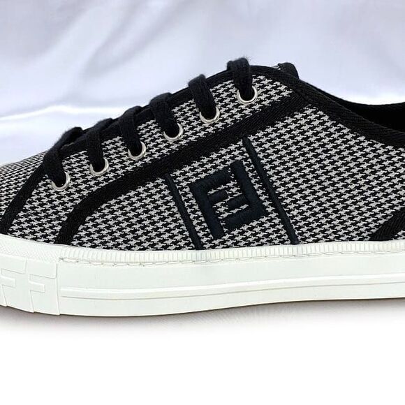 Fendi - Houndstooth Knit Low-Top Sneakers - Black/White