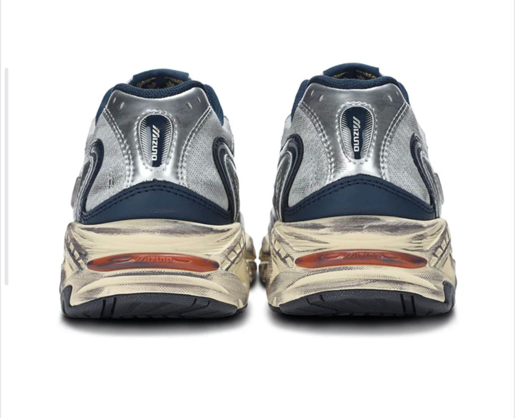 Mizuno - Wave Rider 10 Premium - Silver Metallic & Navy