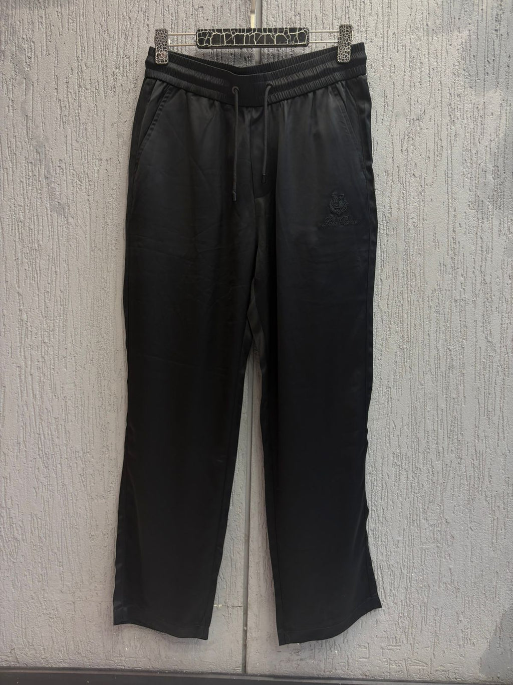Loro Piana - Embroidered Crest Straight-Leg Track Pants | Jet Black