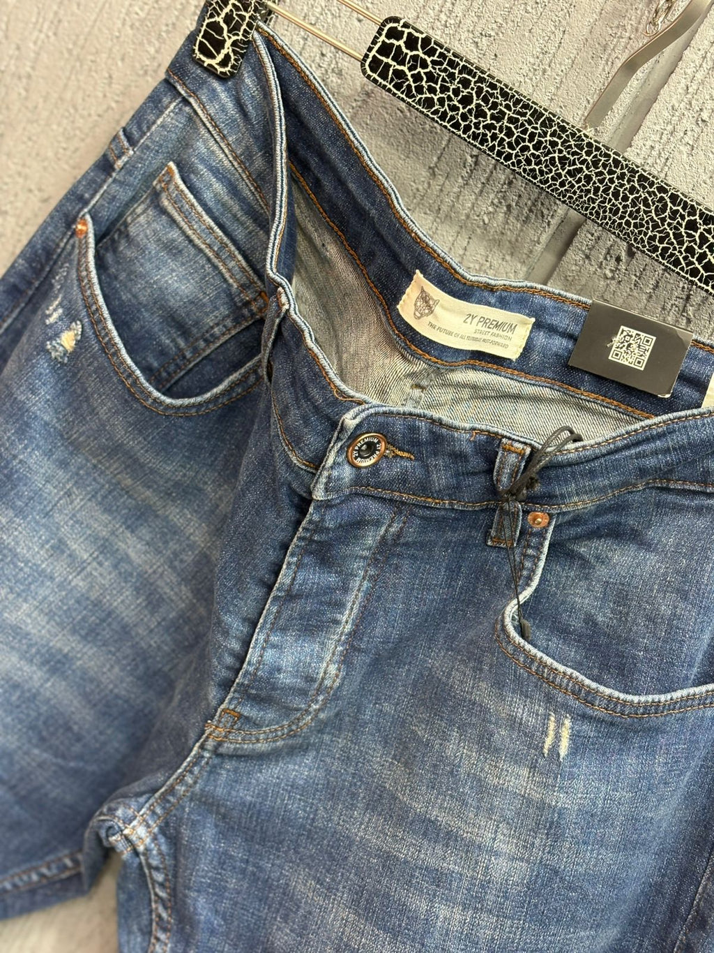2y Premium - Vintage Medium Blue Ripped Jeans | Slim Tapered Fit