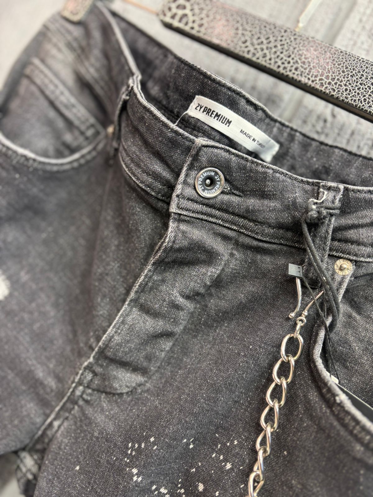 2Y Premium - Abstract Bleach Panel Jeans – Vintage Indigo