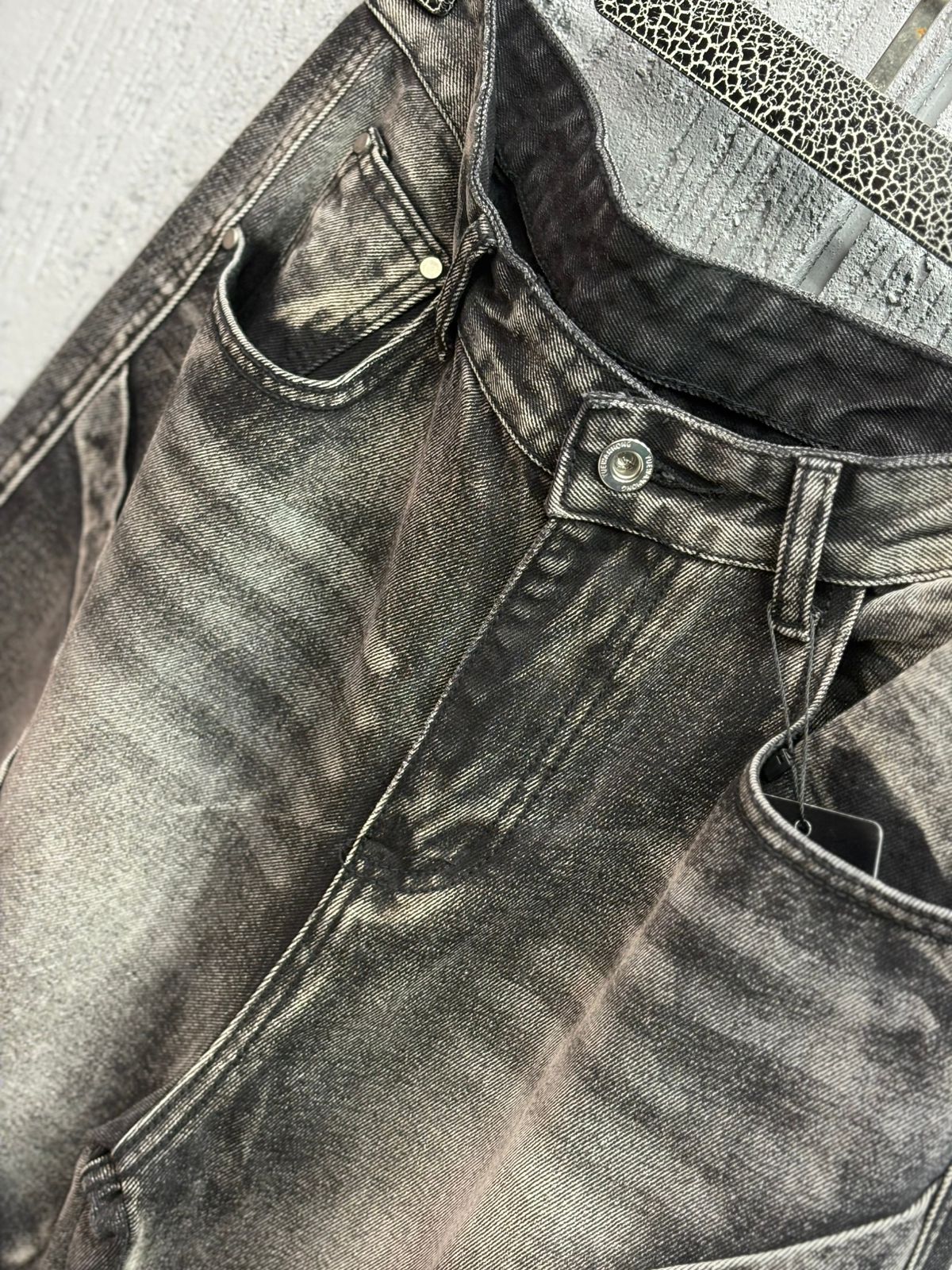Fashion - Vintage Wash Geometric Panel Wide-Leg Jeans – Faded Charcoal