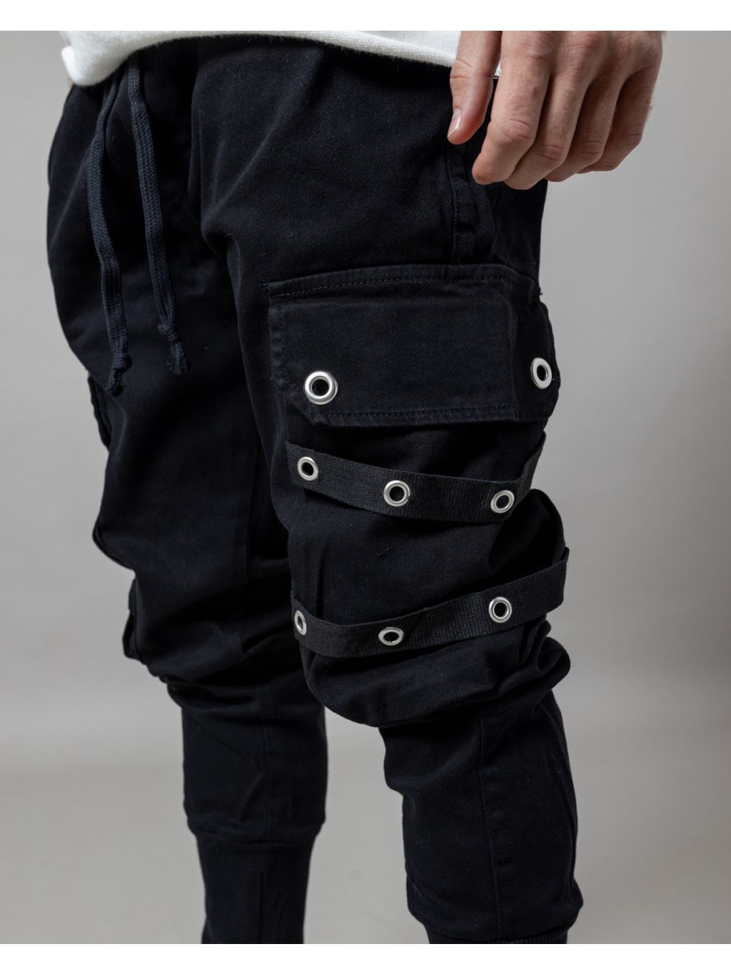 2Y Premium - Multi-Pocket Eyelet Strapped Cargo Joggers – Black
