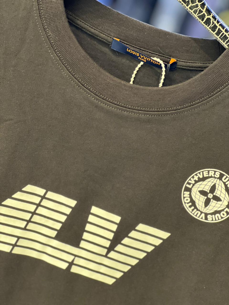 Louis Vuitton - Velocity Graphic Logo T-Shirt - Espresso Brown