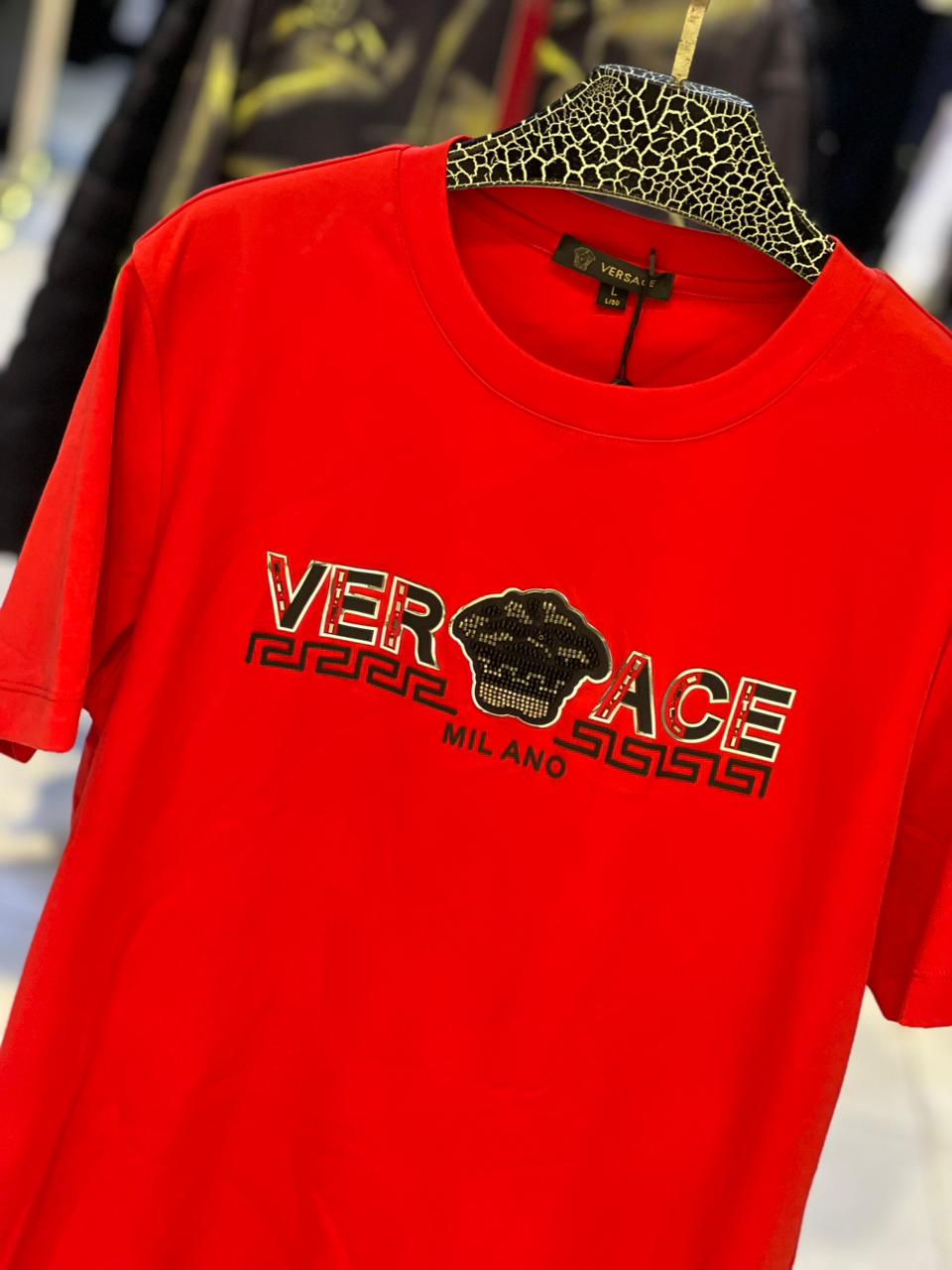 Versace - Men’s Red Medusa Emblem T-Shirt – Milano Edition with Greca Border